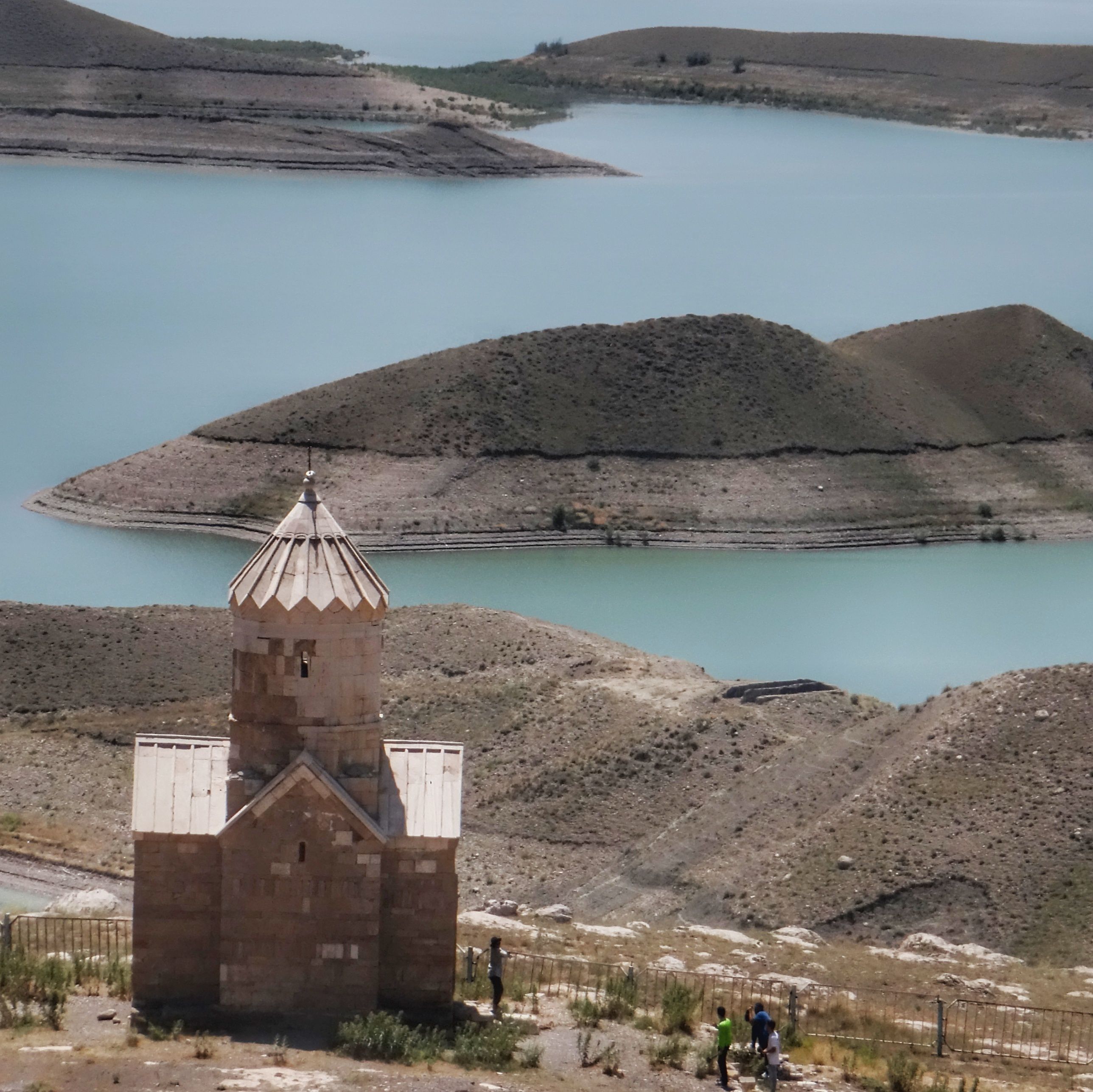 کلیسای زور زور,شیدرخ تراولکلیسای زور زور,شیدرخ تراول